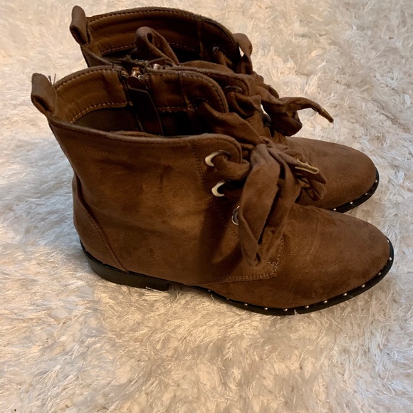 Brown suede ankle boots - Picture 2 of 4